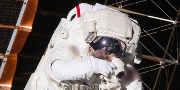 Çinli astronotlar Dünya'ya geri döndü