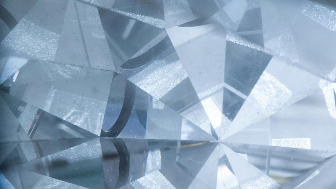 Çinli bilim insanları gerçeğinden yüzde 40 sert 'süper elmas' üretti! Dünyanın en güçlüsü