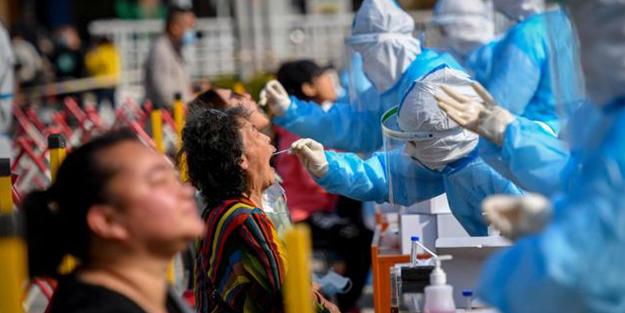 Çinli yetkililere göre Covid-19 salgını sona yaklaşıyor!