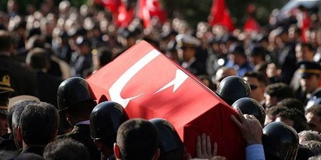 Ağrı'da bir asker 3 asker arkadaşını şehid etti