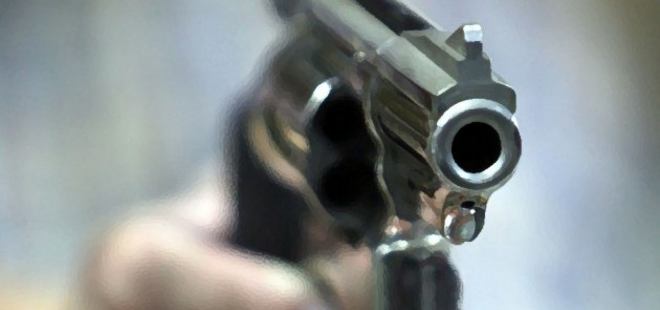 Cinnet geçiren şahıs, ailesinden 4 kişiyi öldürdü