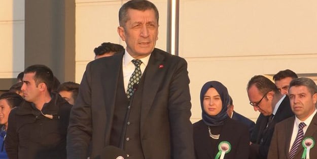 Cinsiyetçi ayrımcılık tuzağına Bakan Selçuk da düştü: Ayrımcılık yapacağız