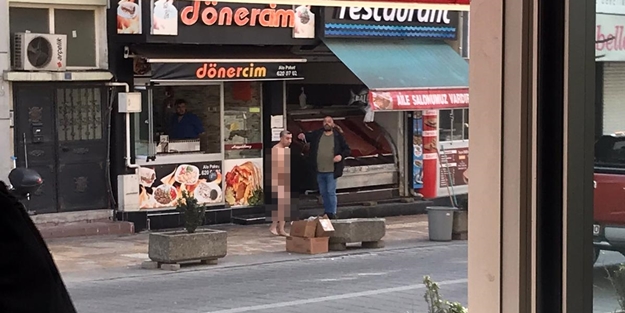Çırılçıplak dolaşan şahıs, şehri karıştırdı