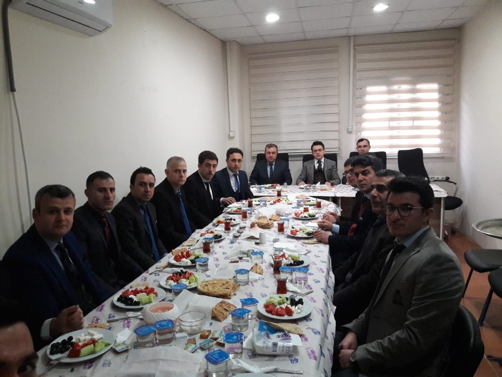 Cizre Cumhuriyet Başsavcısı ve Adalet Komisyonu Başkanı Denetimli Serbestlik Personelleri ile bir araya geldi 