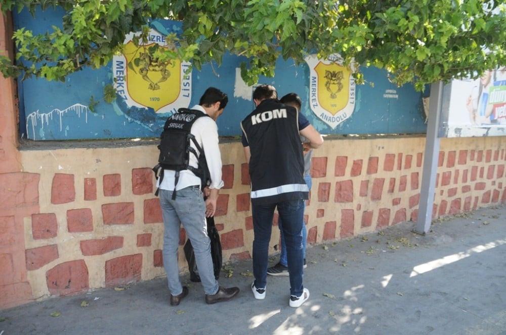 Cizre polisi okul önlerindeki denetimleri arttırdı 