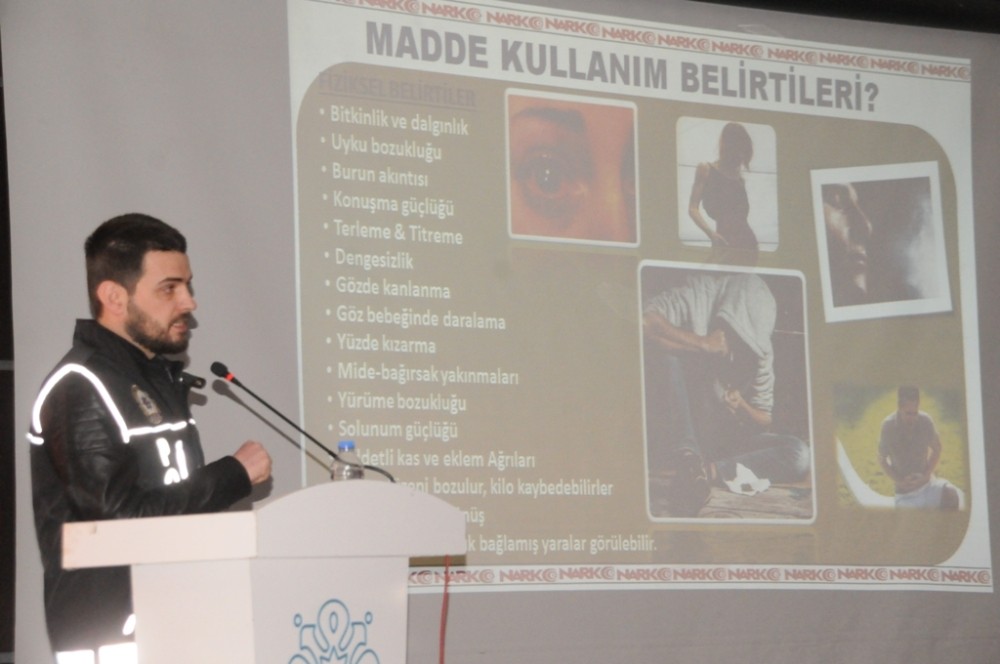 Cizre polisinden üniversite öğrencilerine uyuşturucu semineri 