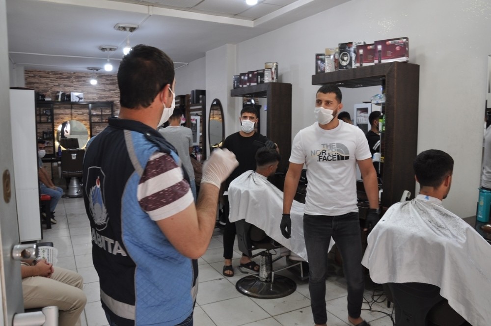Cizre’de maske ve sosyal mesafe denetimi 