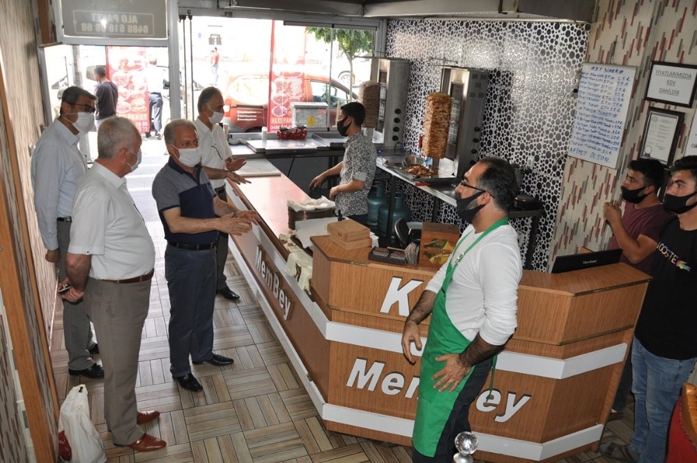 Cizre’de maske ve sosyal mesafe denetimi 