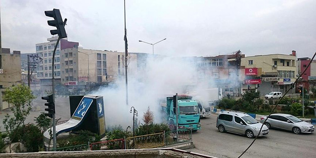 Polise eş zamanlı saldırı