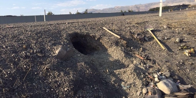 Cizre'de yola tuzaklanmış patlayıcı bulundu!
