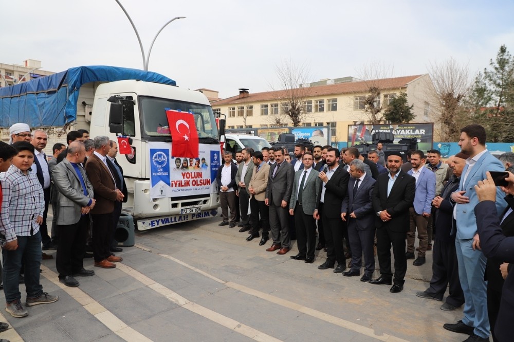 Cizre’den İdlib’e bir tır insani yardım gönderildi 