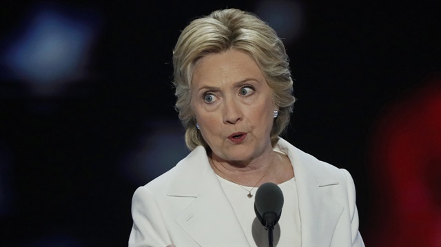 Clinton: Nükleer silahlar Trump'a emanet edilemez