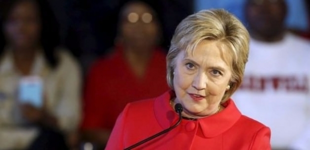Clinton'ın paylaşılmamış e-postaları yayınlandı