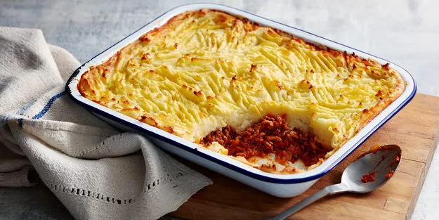 Çoban payı böreği tarifi nasıl yapılır? İngiliz pie tarifi olan çoban payı nasıl yapılır? Güveçte çoban payı..