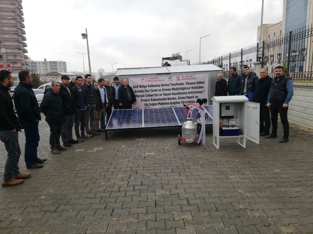 Çobanlar güneş panelli barakalarda kalacak 