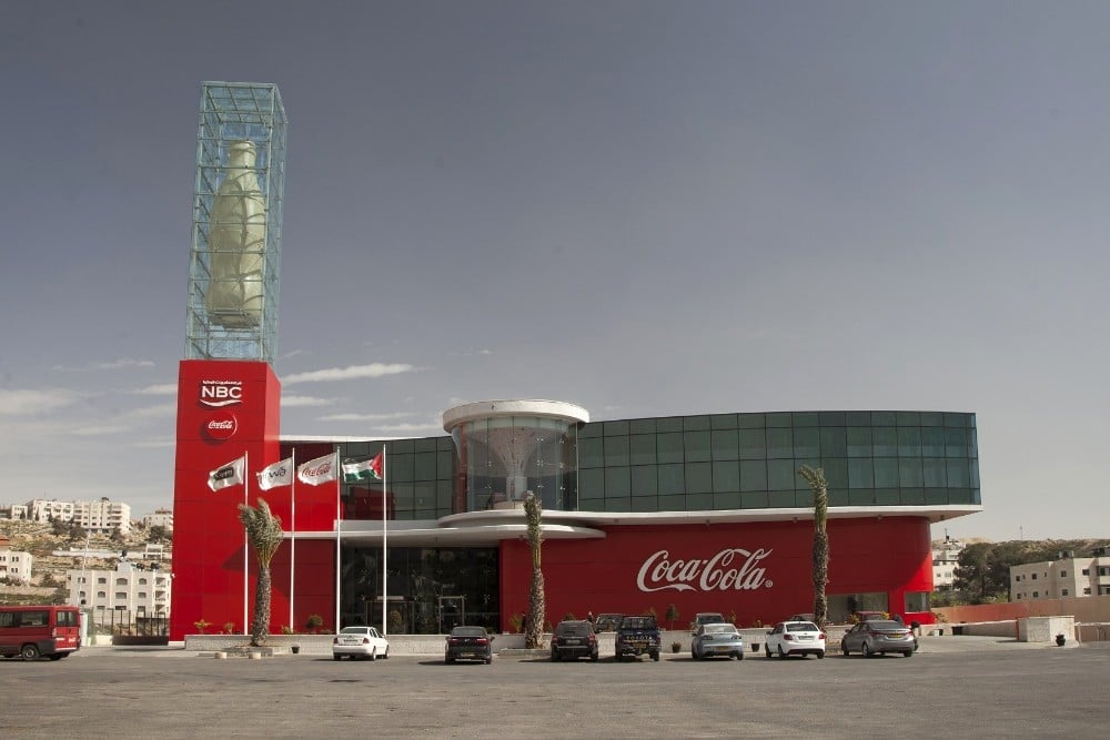 Coca-Cola, onlarca projeyle Filistinliler’in hayatına dokunuyor 