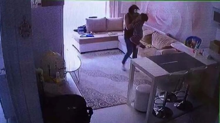 Çocuğa işkence yapan Ukraynalı bakıcı yakalandı