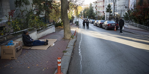 Çocuğu dağa kaçırıldı! HDP Genel Merkezi önünde eylem başlattı