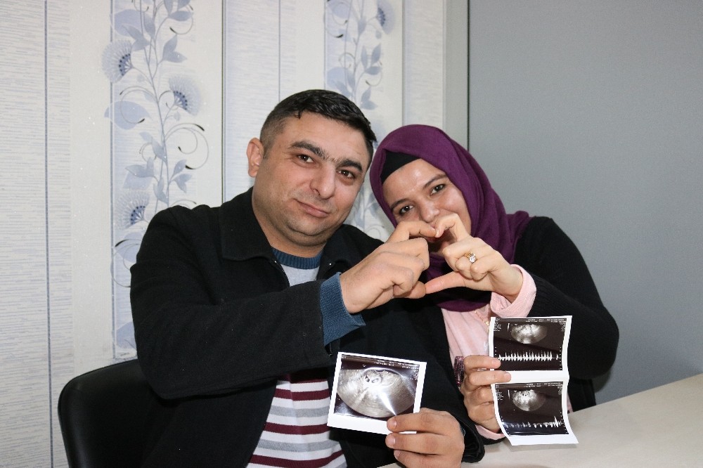 Çocuğu olmayacak denilen kadın ikiz gebelik yaşıyor 