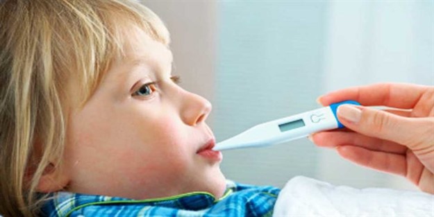 Çocuğun ateşini düşürmek isterken dikkat!