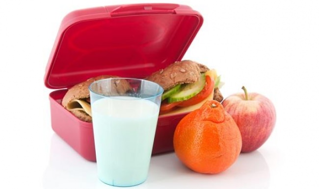 Çocuğunuzun beslenme çantasında sütü eksik etmeyin