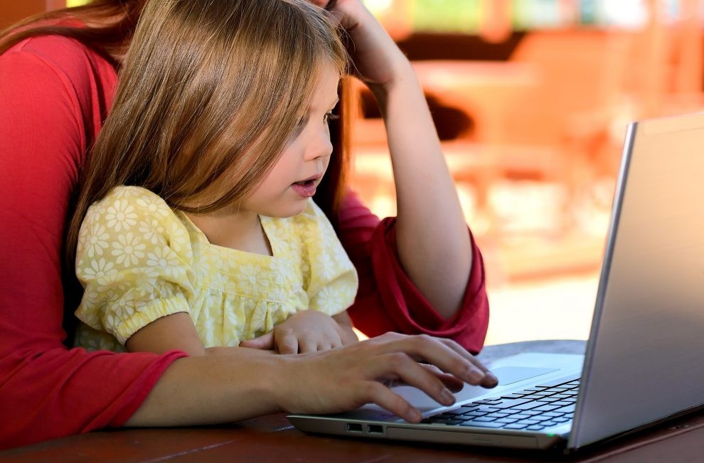 Çocuğunuzun internet bağımlısı olduğunu gösteren 5 işaret