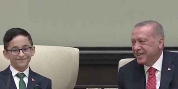 Çocuk cumhurbaşkanının cevabı Erdoğan'ı güldürdü