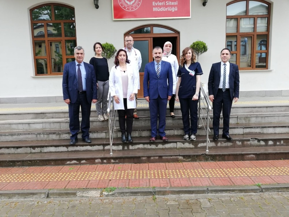 Çocuk evlerine sağlık ziyareti 