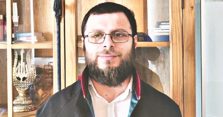 Çocuk gelin iftirasıyla ilgili mağdur ailenin avukatı Engin Kartal Akit’e konuştu! Doktor bulunmadan kumpas çözülmez