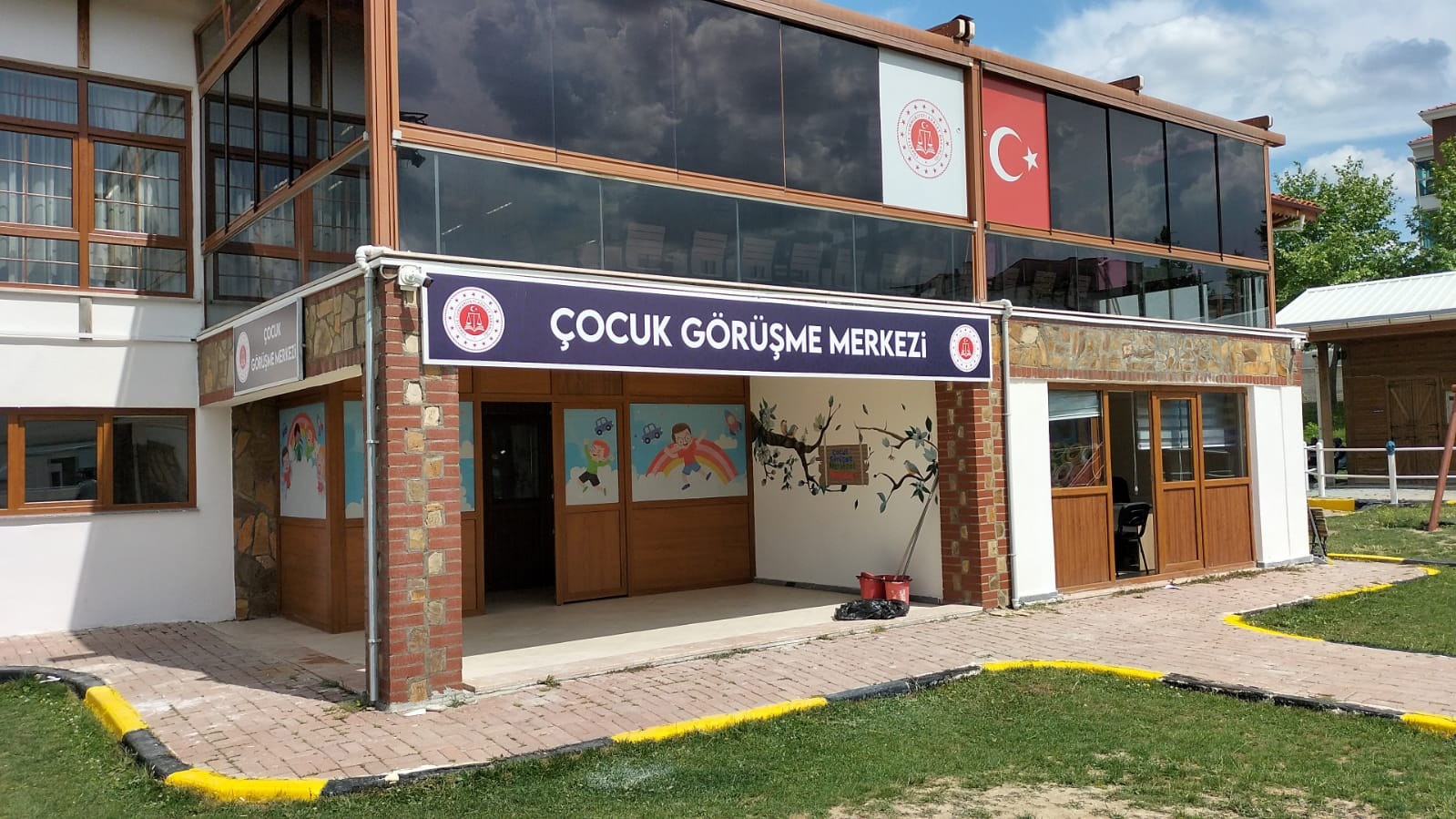 Çocuk görüşme merkezi sayısı 597’ye ulaştı