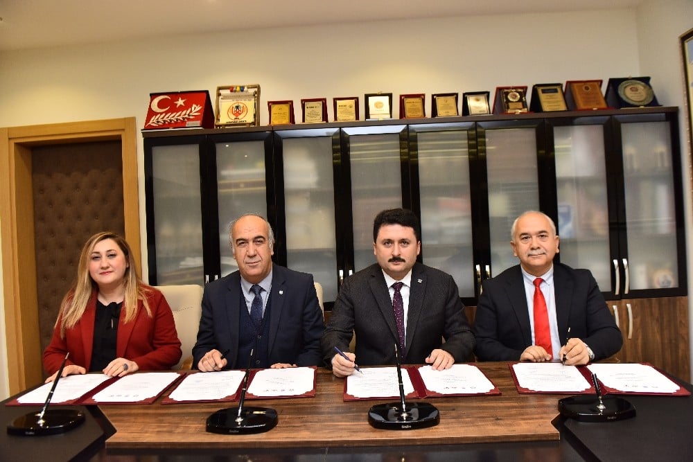 Çocuk istismarının önlenmesi için imzalar atıldı 
