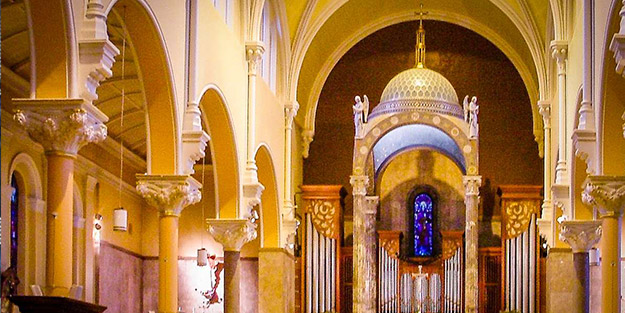 Çocuk tacizcisi rahiplerin imdadına kilise yetişti