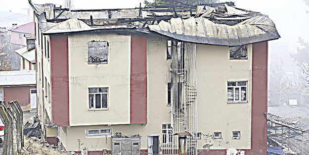 Çocuklar itfaiye kurbanı!