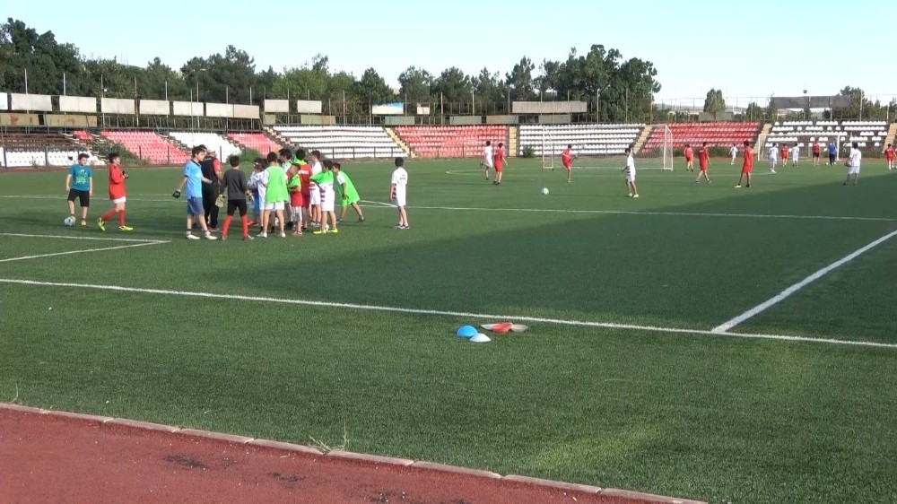 Çocuklar sporla kötü alışkanlıklardan korunuyor 