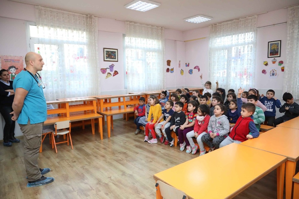 Çocuklara hayvan sevgisi semineri 