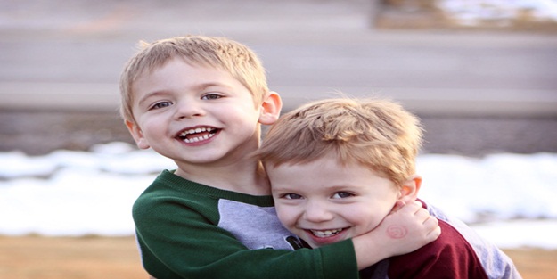 Çocuklara kardeş sevgisi aşılamanın yolları