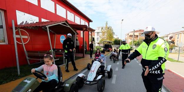 Çocuklara trafik eğitimi