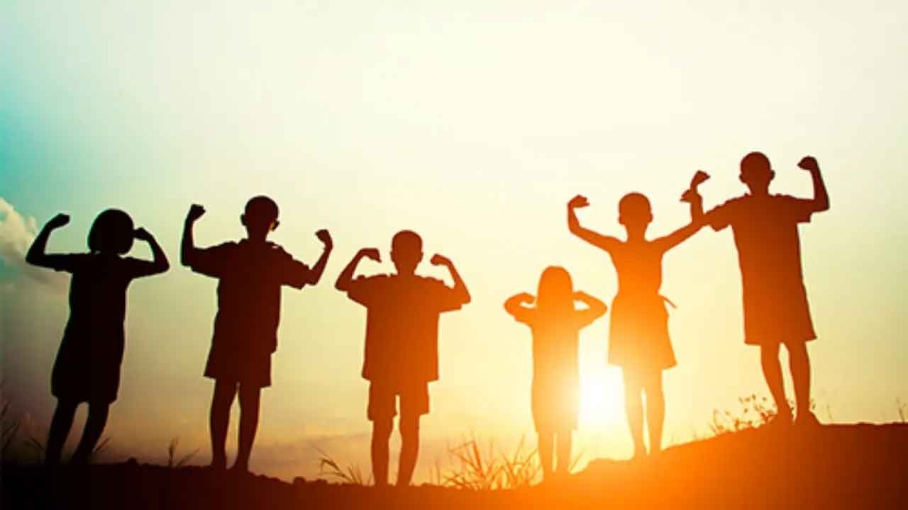 Çocuklarda erken ergenlik alarmı! Kritik eşik kızlarda 8, erkeklerde 9 yaş!