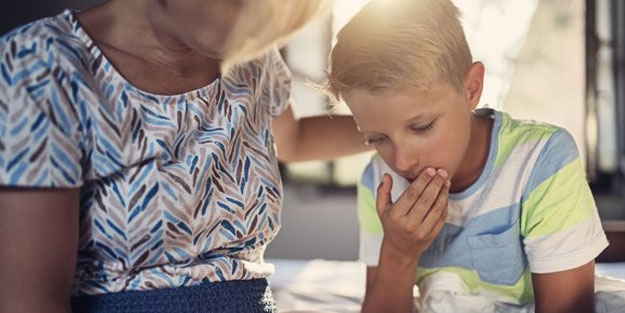 Çocuklarda mide bulantısı belirtilerine dikkat! Çocuklarda karın ağrısı ‘Apandisit’ sinyali olabilir
