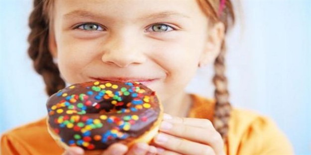 Çocuklarda sağlıksız beslenme kolesterolü tetikliyor