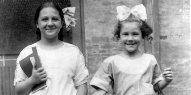 Çocukların hiç değişmediğini gösteren eski fotoğraflar - FOTO