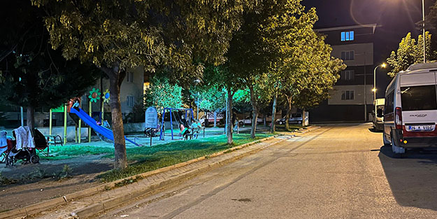 Çocukların kavgası kanlı bitti