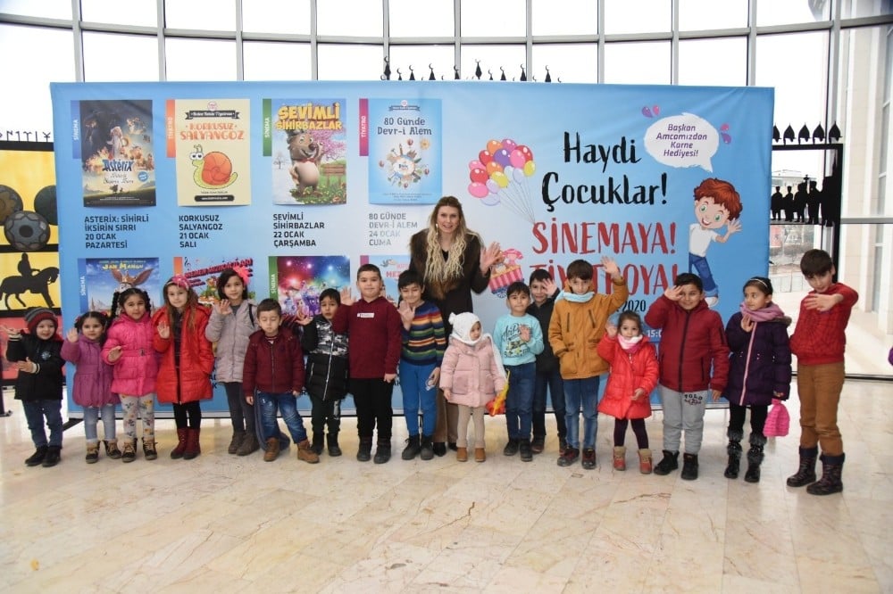 Çocukların tiyatro keyfi 