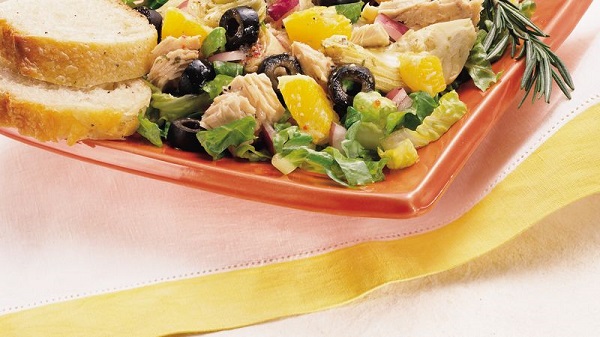 Çocuklarınıza enginar sevdirmenin en kolay yolu: Enginarlı ton balıklı salata