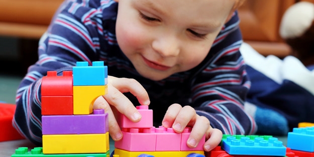 Çocuklarınıza oyuncak verirken aman dikkat! 'Çocukta seçme ve karar verme süreci hasar görebilir'