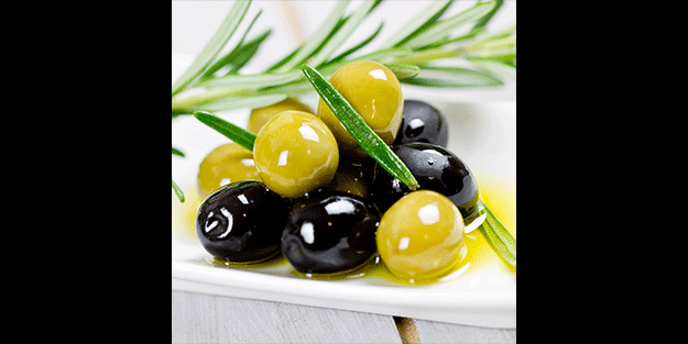 Çoğu kişi bunu bilmiyor! İşte siyah zeytin ile yeşil zeytin arasındaki fark...