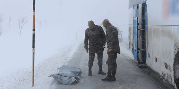 Çok acı! Ne yapacaklarını bilemediler… Tam o anda telefonu çalmaya başlayınca…