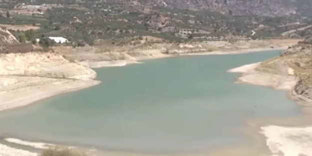 Yunanistan'ın Girit Adası'nda su krizi nedeniyle olağanüstü hal ilan edildi!