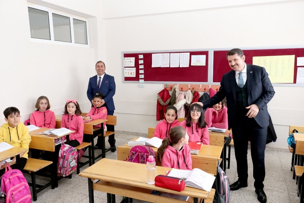 “Çok çalışırsanız başarılı olursunuz” 