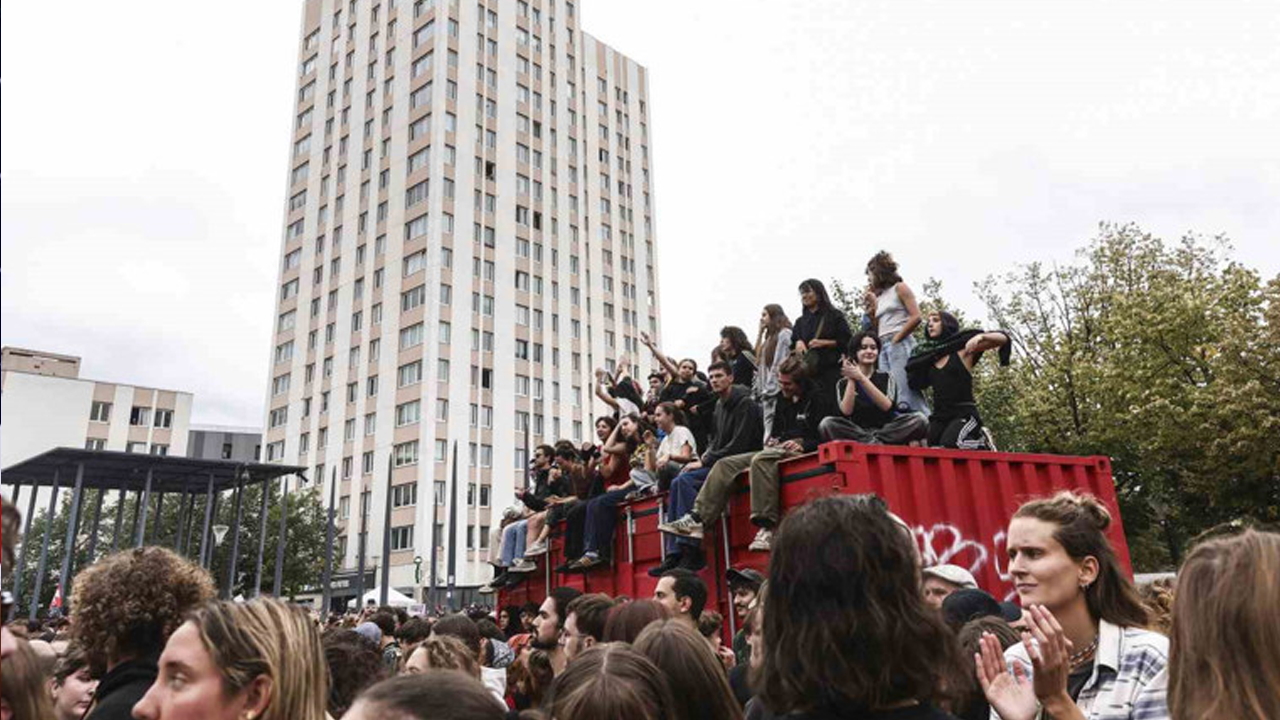 Çok endişeliyiz çok! Fransa’’nIn gezi’si mi başlIyor?